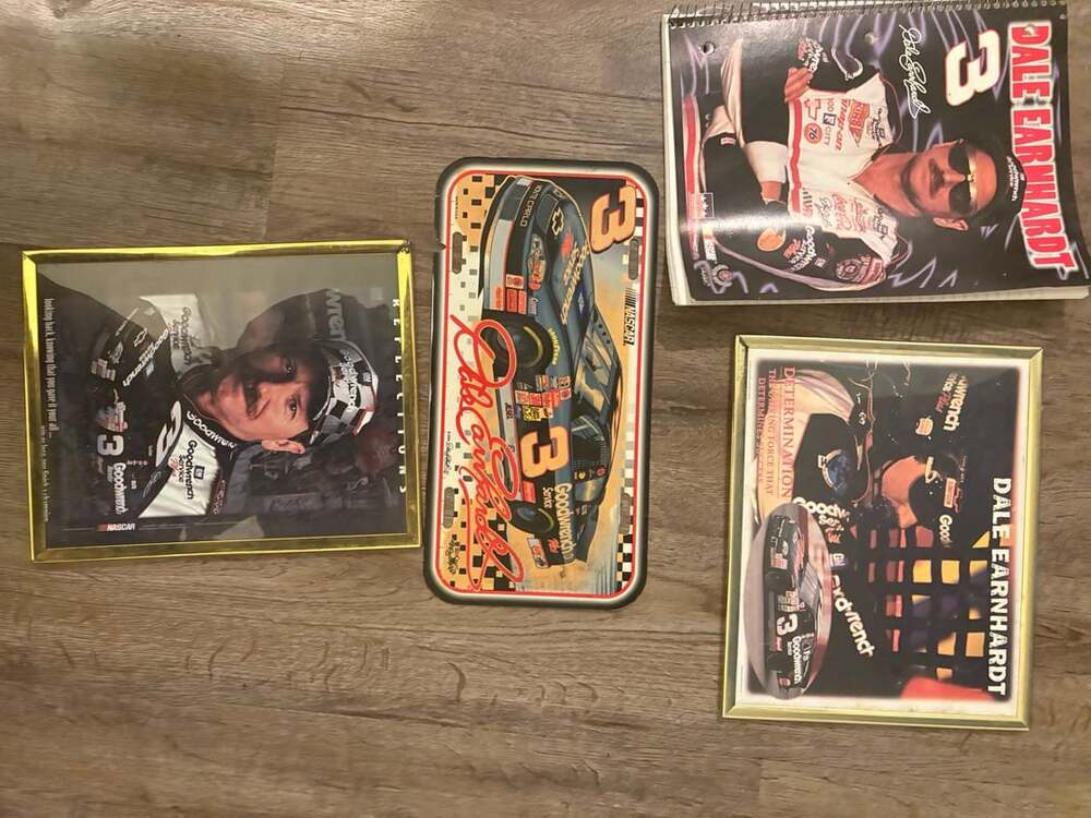 Dale Earnhardt NASCAR Collectible Lot Framed Photos , notebook and License Plate - Picture 3 of 9